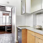Bnbnova - Charming Near Notre-dame & Marais Apartman Párizs
