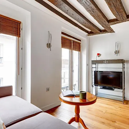 Bnbnova - Charming Near Notre-dame & Marais 아파트 파리
