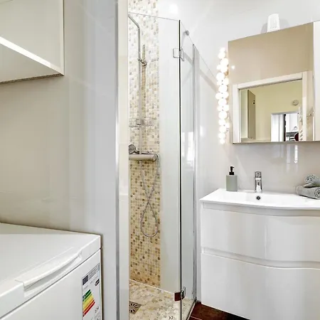 Bnbnova - Charming Near Notre-dame & Marais *