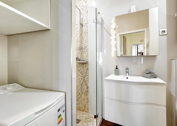 Bnbnova - Charming Near Notre-dame & Marais *
